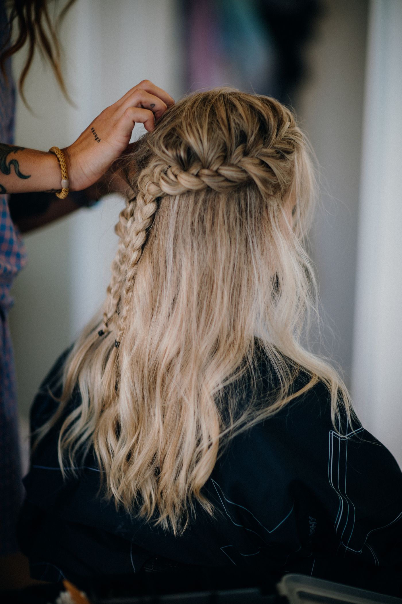 Photo de cheveux à la lumière du jour, pointes visibles